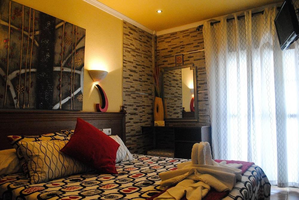 Hostal Costa De La Luz Conil De La Frontera Buitenkant foto