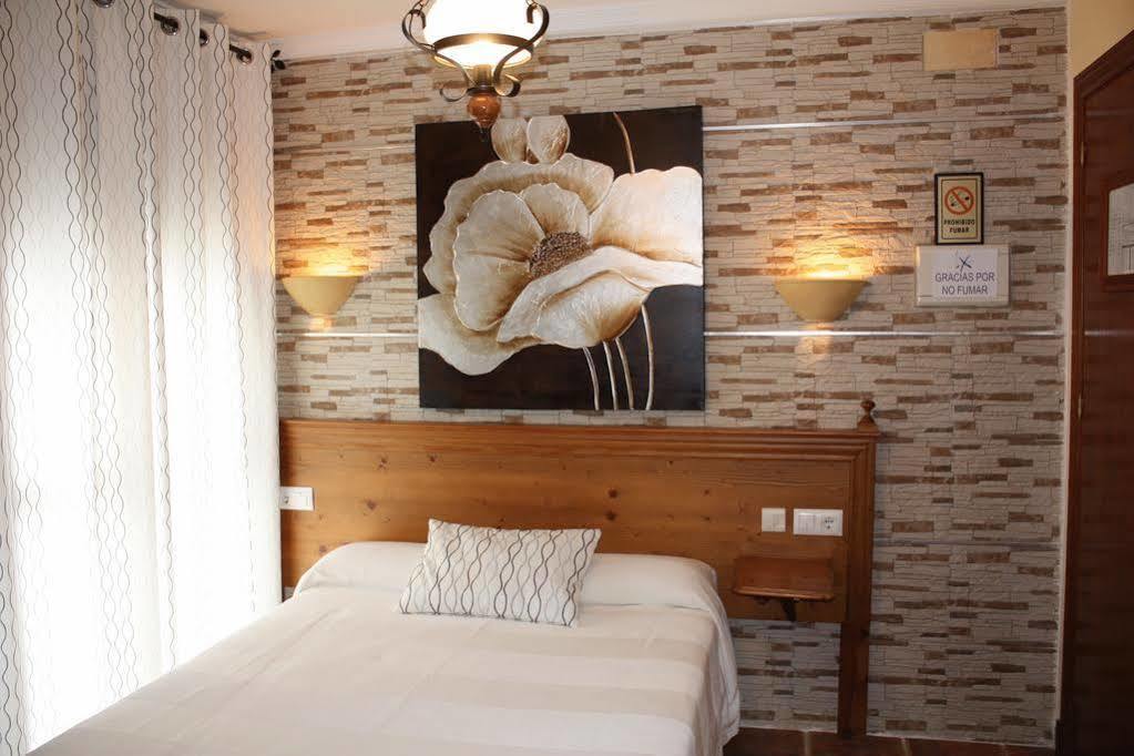 Hostal Costa De La Luz Conil De La Frontera Buitenkant foto