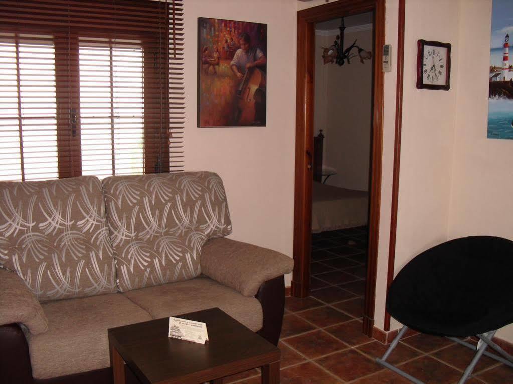 Hostal Costa De La Luz Conil De La Frontera Buitenkant foto