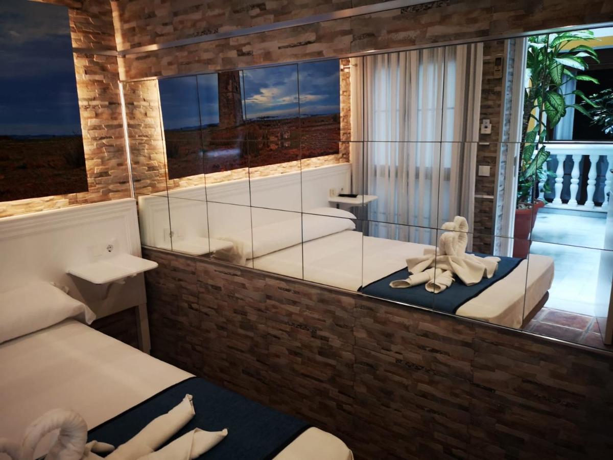 Hostal Costa De La Luz Conil De La Frontera Buitenkant foto