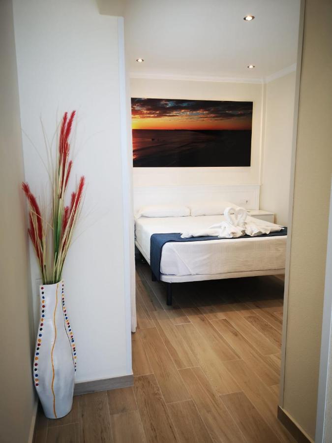 Hostal Costa De La Luz Conil De La Frontera Buitenkant foto