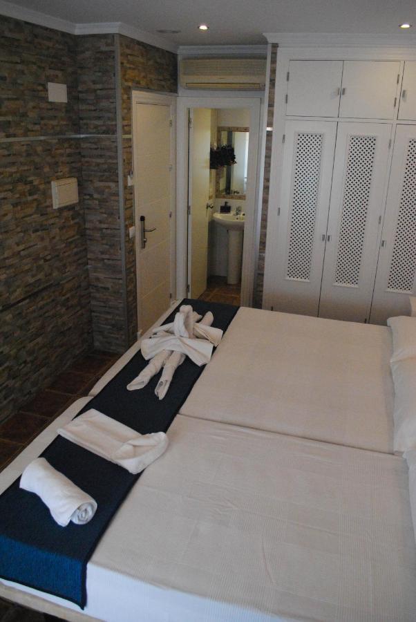 Hostal Costa De La Luz Conil De La Frontera Buitenkant foto