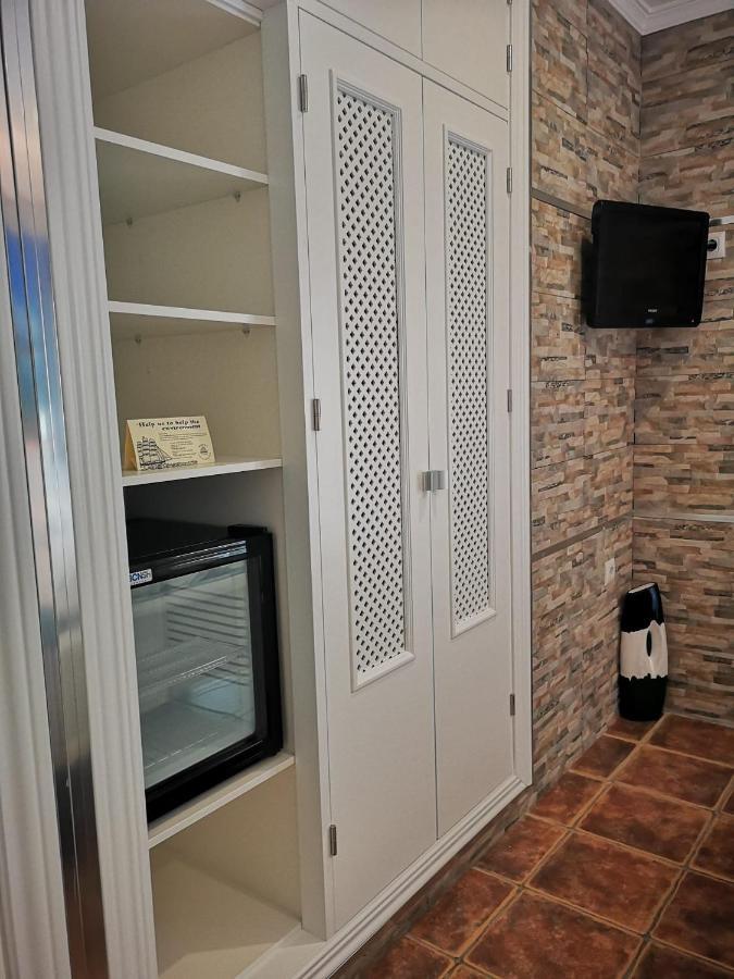 Hostal Costa De La Luz Conil De La Frontera Buitenkant foto